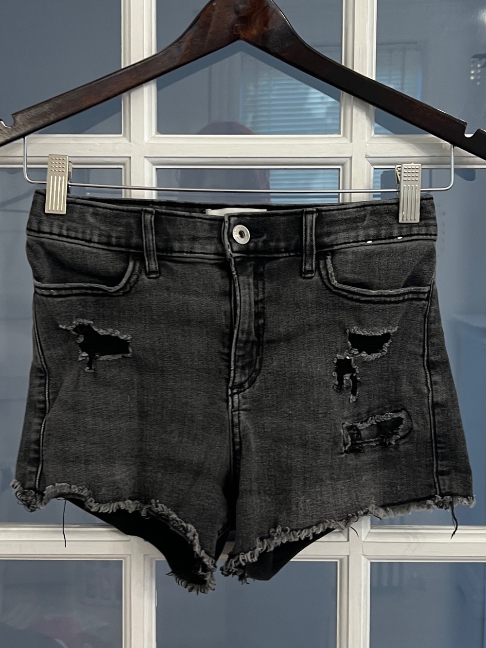 ABERCROMBIE KIDS Girls High Rise Relaxed Distressed Black Denim Shorts 11/12